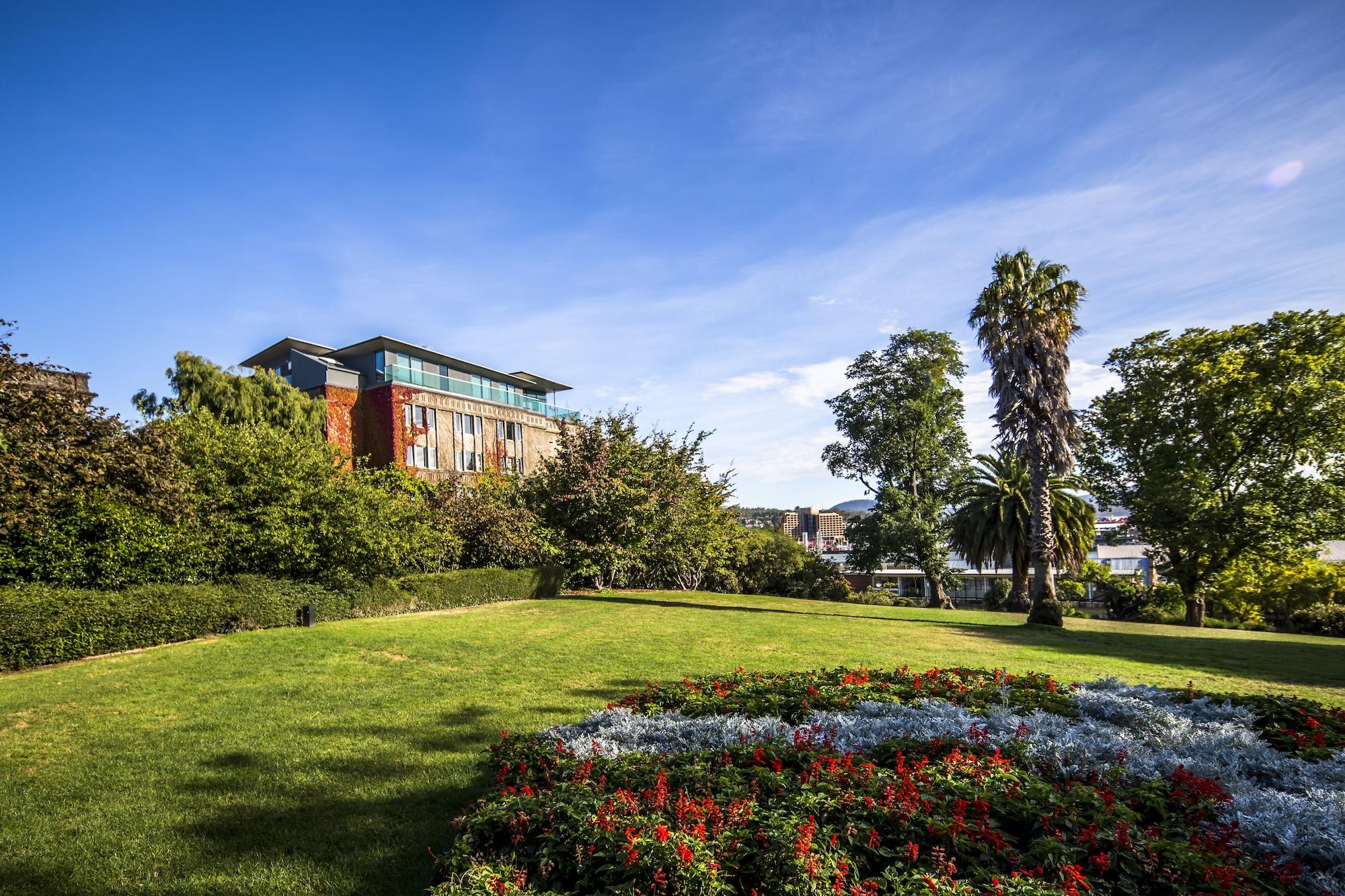 Lenna Of Hobart Hotel Exterior photo